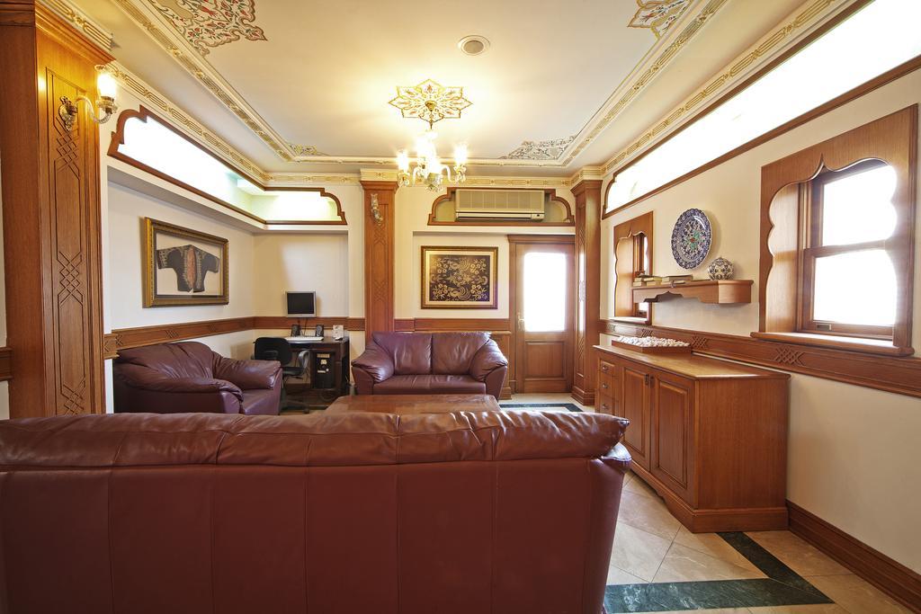 Azade Hotel Estambul Exterior foto