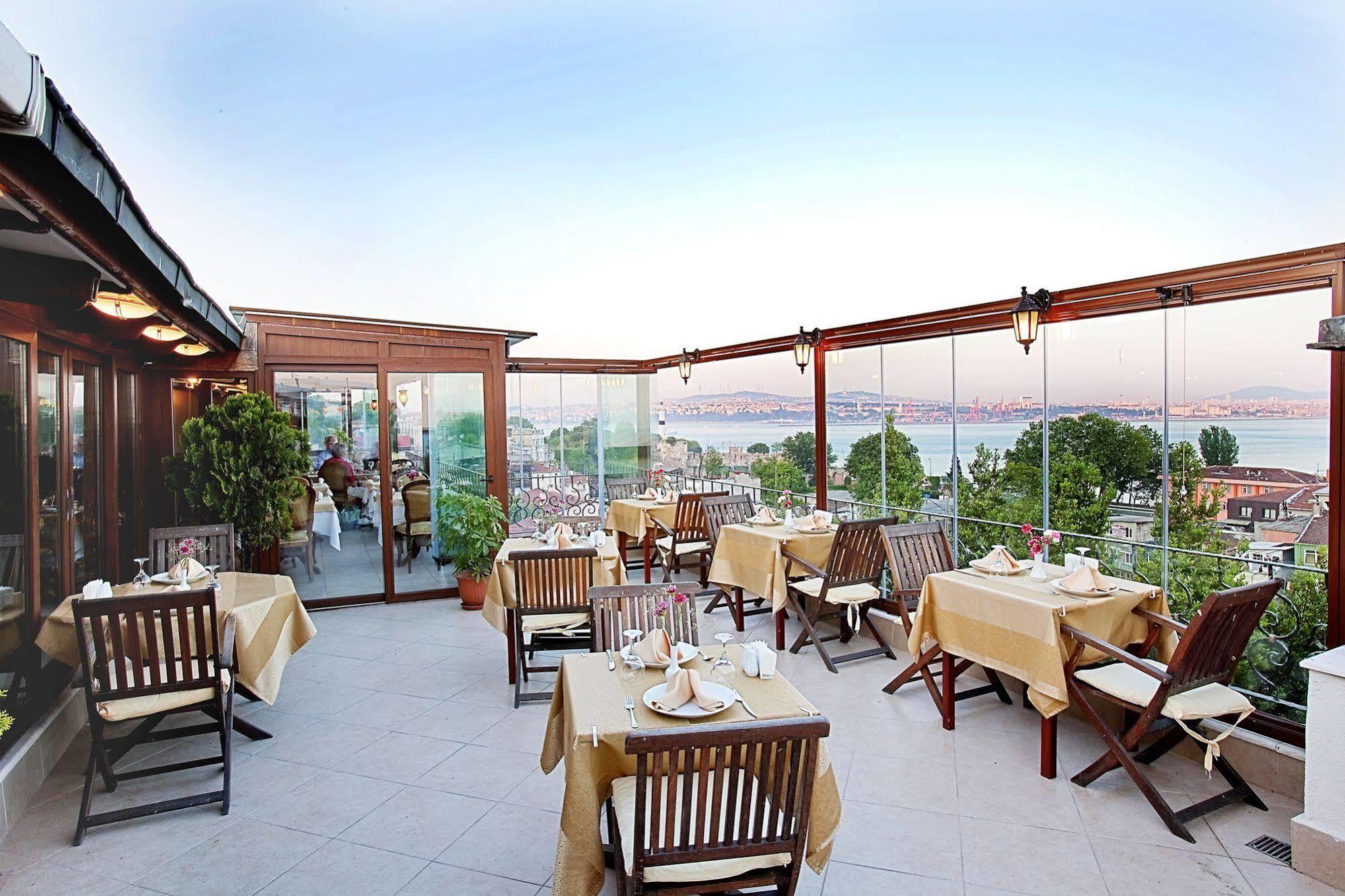 Azade Hotel Estambul Exterior foto